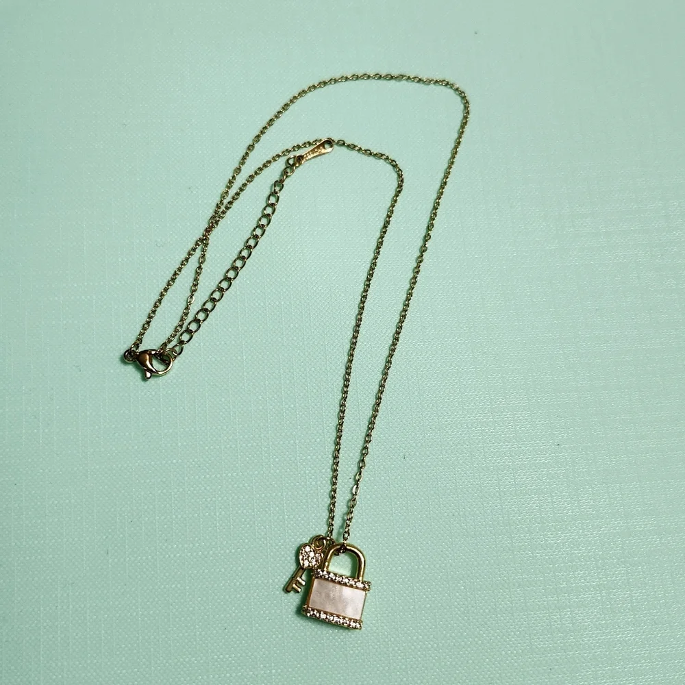 Lock & Key Necklace - Picture 6 of 8